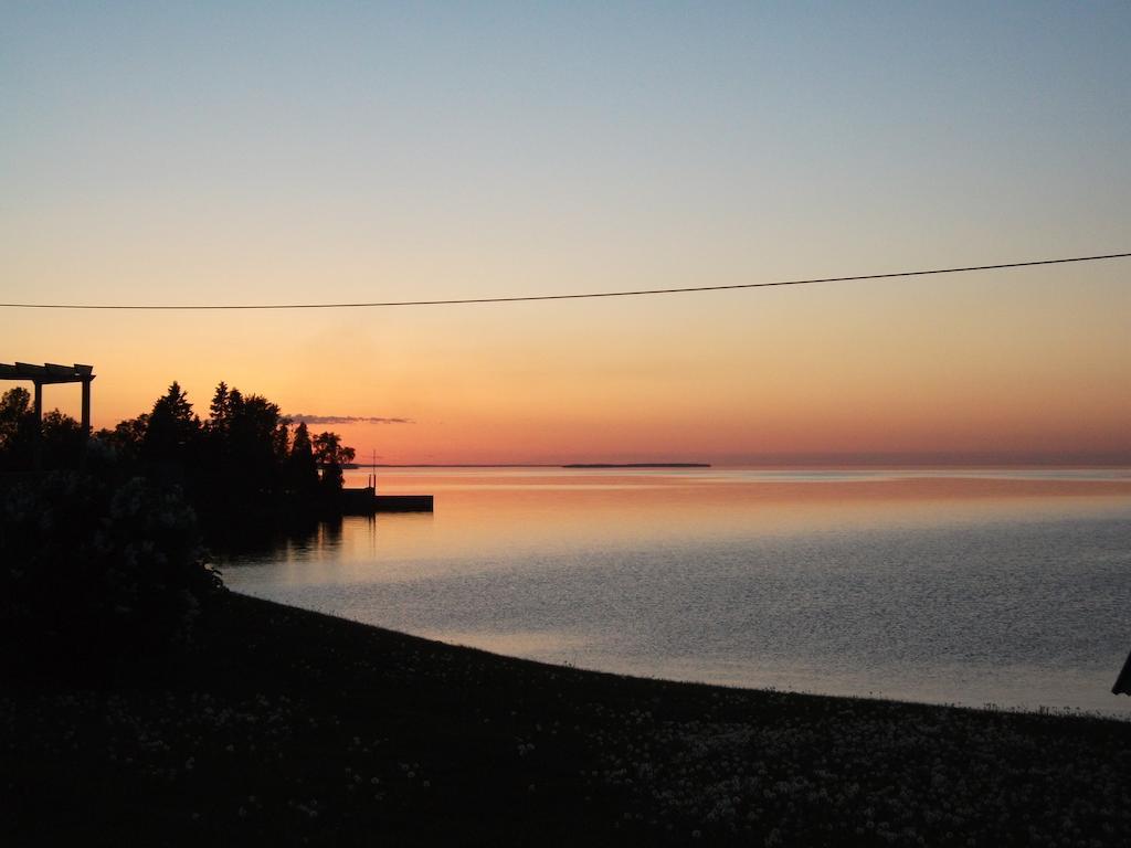 تشامبورد Motel Lac St-Jean المظهر الخارجي الصورة